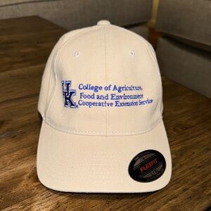 UK University of Kentucky College of Agricultural Food Cream Baseball Cap Hat